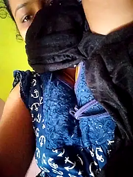 Snapshot of TAMI_KAYAL chatting on October 2025 10:45:01 AM TAMI KAYAL online show from October 2025 10:45:01 AM