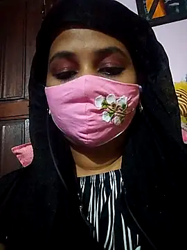 Snapshot of TAMI_KAYAL chatting on November 2025 04:18:02 PM TAMI KAYAL online show from November 2025 04:18:02 PM