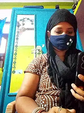 Snapshot of TAMI_KAYAL chatting on November 2025 06:01:01 AM TAMI KAYAL online show from November 2025 06:01:01 AM