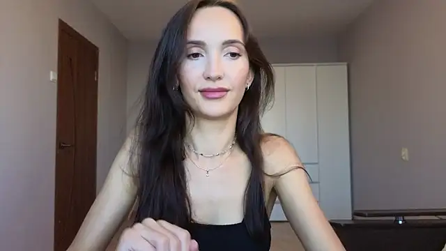 Snapshot of Lillian-Clark chatting on September 2025 11:46:02 AM Lillian-Clark online show from September 2025 11:46:02 AM