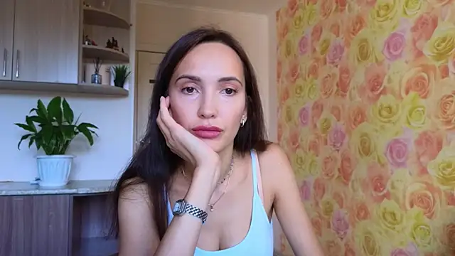 Snapshot of Lillian-Clark chatting on October 2025 04:43:02 AM Lillian-Clark online show from October 2025 04:43:02 AM