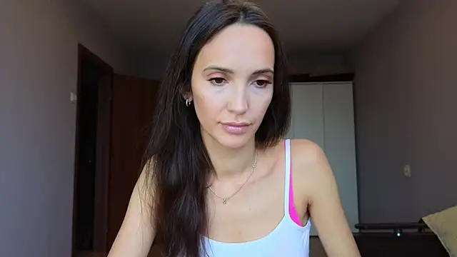 Snapshot of Lillian-Clark chatting on October 2025 08:03:01 AM Lillian-Clark online show from October 2025 08:03:01 AM