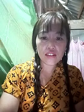 Vuong x online show from October 2025 01:47:01 AM