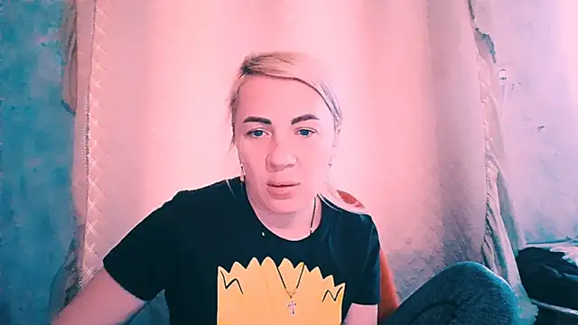 EmmaCat  online show from October 2025 09:32:01 AM