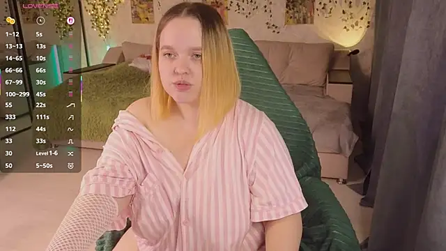 Aki nohana online show from October 2025 11:31:02 AM