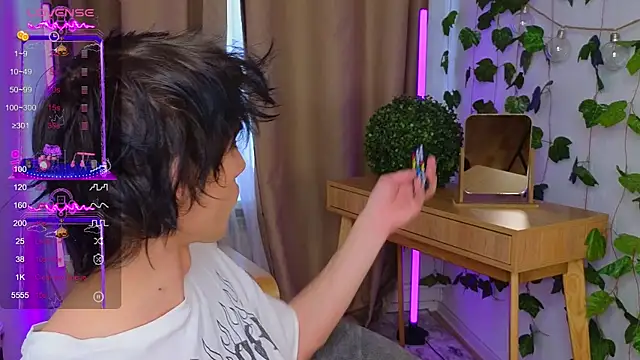 Snapshot of va1ora chatting on September 2025 12:21:02 PM va1ora online show from September 2025 12:21:02 PM