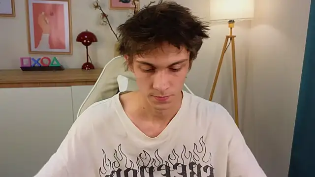 Snapshot of va1ora chatting on October 2025 01:43:02 PM va1ora online show from October 2025 01:43:02 PM