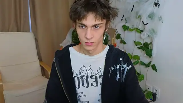 Snapshot of va1ora chatting on November 2025 12:29:02 PM va1ora online show from November 2025 12:29:02 PM