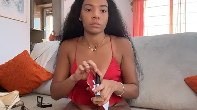 Snapshot of HoneyMaee chatting on September 2025 03:24:02 PM HoneyMaee online show from September 2025 03:24:02 PM