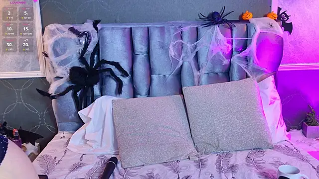 BlairJones  online show from October 2025 01:56:01 PM