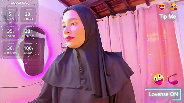 ShanaJamil online show from October 2025 12:03:01 PM