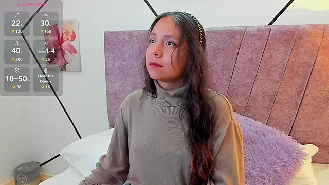 Snapshot of Julieta_Lein chatting on October 2025 11:57:01 PM Julieta Lein online show from October 2025 11:57:01 PM