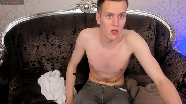 Kane Wolfe online show from September 2025 06:09:01 PM