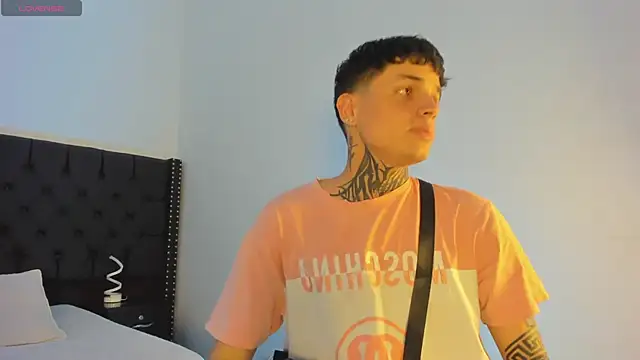 Declan-Fox online show from November 2025 05:10:02 AM