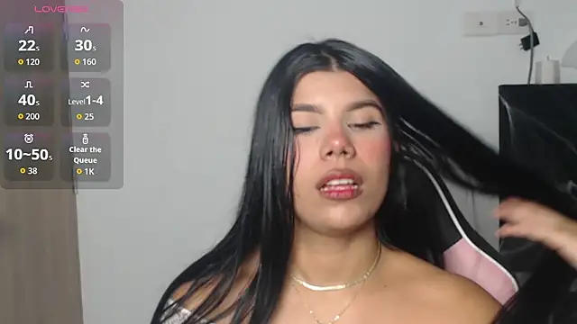 MayaScott11 online show from October 2025 07:04:02 PM