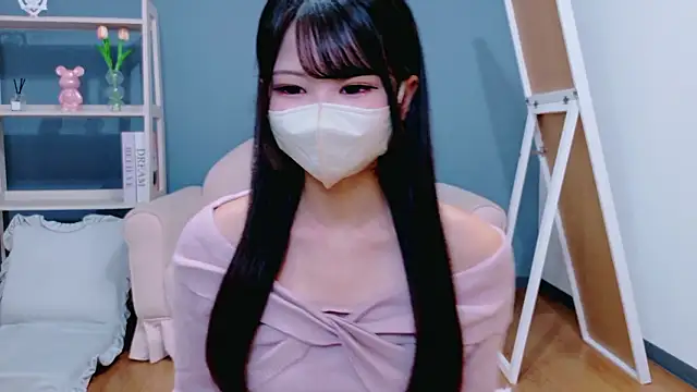 Snapshot of Ruru-shuv chatting on October 2025 10:32:02 AM Ruru-shuv online show from October 2025 10:32:02 AM