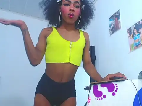 Snapshot of whitneytt chatting on October 2025 07:47:02 AM whitneytt online show from October 2025 07:47:02 AM