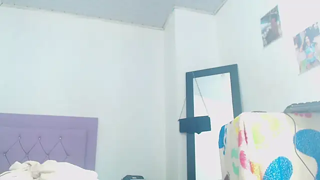 Snapshot of whitneytt chatting on October 2025 08:13:01 AM whitneytt online show from October 2025 08:13:01 AM