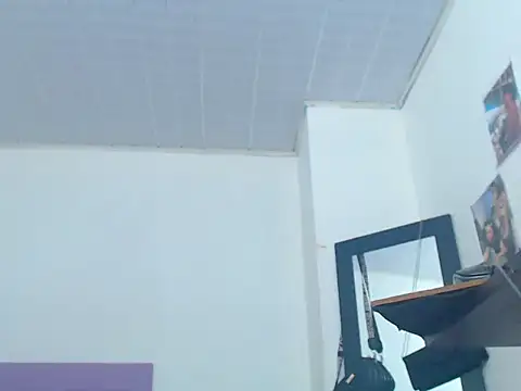 Snapshot of whitneytt chatting on November 2025 06:24:02 AM whitneytt online show from November 2025 06:24:02 AM