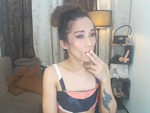 Snapshot of lobbysweetfuckerx chatting on September 2025 09:14:02 PM lobbysweetfuckerx online show from September 2025 09:14:02 PM