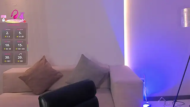 Snapshot of KatieAngelX chatting on October 2025 11:18:02 AM KatieAngelX online show from October 2025 11:18:02 AM