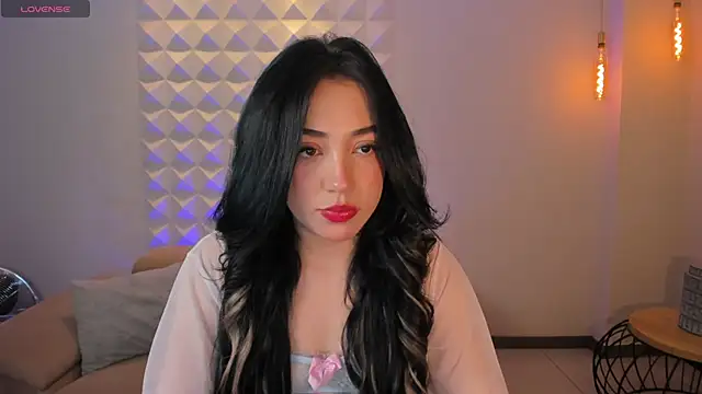 Snapshot of KatieAngelX chatting on October 2025 11:35:01 AM KatieAngelX online show from October 2025 11:35:01 AM