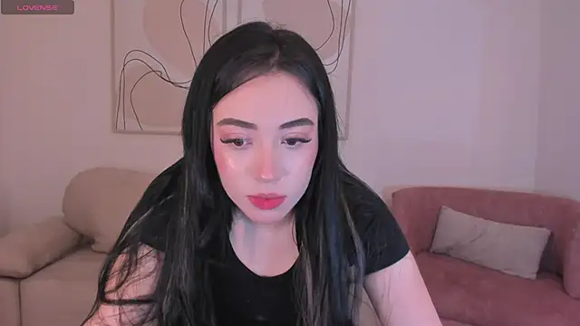 Snapshot of KatieAngelX chatting on November 2025 11:01:02 AM KatieAngelX online show from November 2025 11:01:02 AM