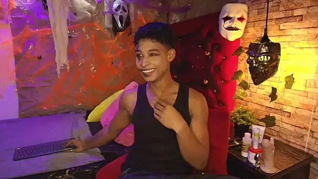 CoffeNaughty nom online show from October 2025 05:20:02 AM