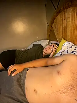 Snapshot of coupleyys chatting on November 2025 07:57:01 PM coupleyys online show from November 2025 07:57:01 PM