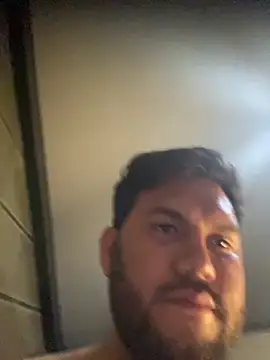 Snapshot of coupleyys chatting on December 2025 03:28:02 PM coupleyys online show from December 2025 03:28:02 PM