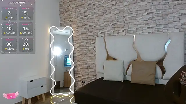 Snapshot of NANAKY_TAY chatting on October 2025 12:02:02 PM NANAKY TAY online show from October 2025 12:02:02 PM