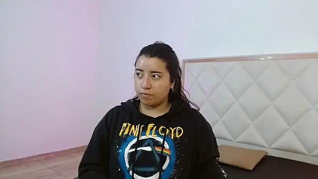 Snapshot of NANAKY_TAY chatting on October 2025 12:13:02 PM NANAKY TAY online show from October 2025 12:13:02 PM