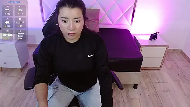 Snapshot of NANAKY_TAY chatting on October 2025 12:09:02 PM NANAKY TAY online show from October 2025 12:09:02 PM