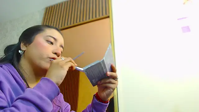 Snapshot of NANAKY_TAY chatting on October 2025 12:17:02 PM NANAKY TAY online show from October 2025 12:17:02 PM