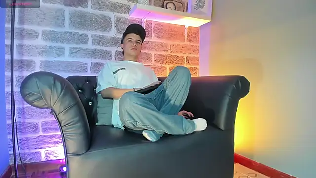 kevinn blue1 online show from October 2025 09:59:01 PM