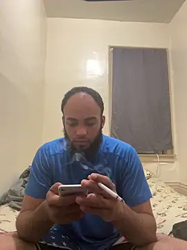 Snapshot of LeoPR00 chatting on September 2025 02:22:02 AM LeoPR00 online show from September 2025 02:22:02 AM