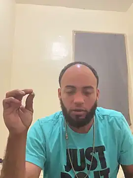 Snapshot of LeoPR00 chatting on September 2025 10:39:02 AM LeoPR00 online show from September 2025 10:39:02 AM