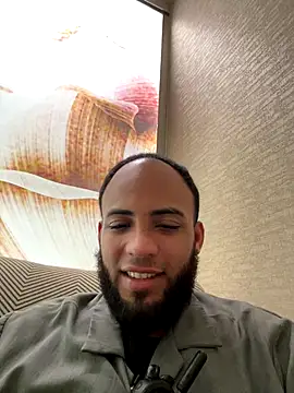 Snapshot of LeoPR00 chatting on September 2025 12:25:01 AM LeoPR00 online show from September 2025 12:25:01 AM