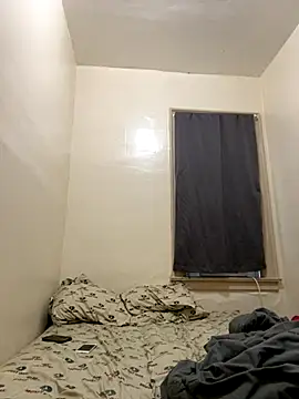 Snapshot of LeoPR00 chatting on September 2025 12:32:01 PM LeoPR00 online show from September 2025 12:32:01 PM