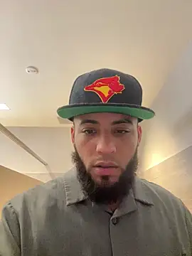 Snapshot of LeoPR00 chatting on November 2025 11:04:02 PM LeoPR00 online show from November 2025 11:04:02 PM