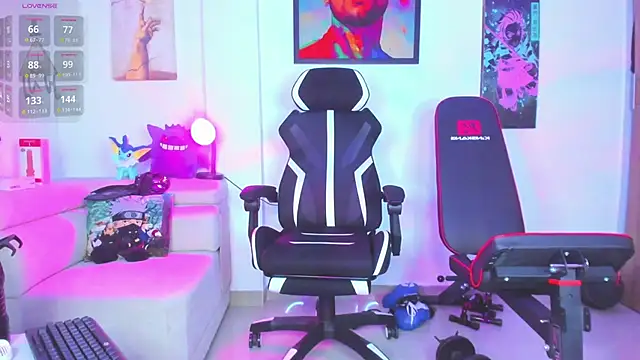 Snapshot of JordanRossie chatting on October 2025 12:20:01 AM JordanRossie online show from October 2025 12:20:01 AM