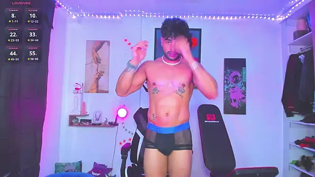 Snapshot of JordanRossie chatting on October 2025 01:34:01 PM JordanRossie online show from October 2025 01:34:01 PM