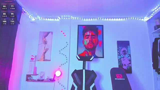 Snapshot of JordanRossie chatting on October 2025 12:24:01 AM JordanRossie online show from October 2025 12:24:01 AM