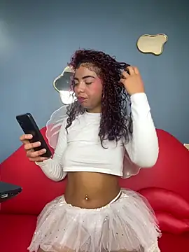 PrettyTiana  online show from October 2025 07:57:02 PM