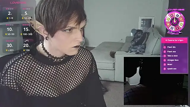 EnbyGamerChick online show from September 2025 11:50:01 PM