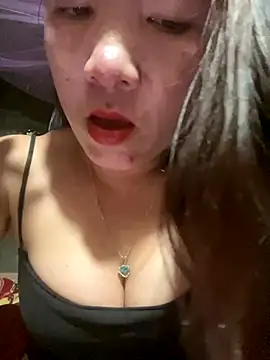 Luna-ass online show from October 2025 03:32:01 PM