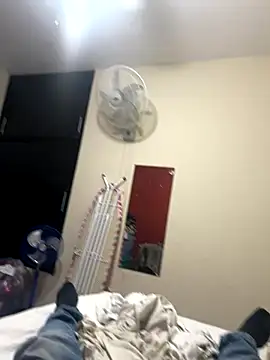 dannybs05 online show from October 2025 05:43:02 AM