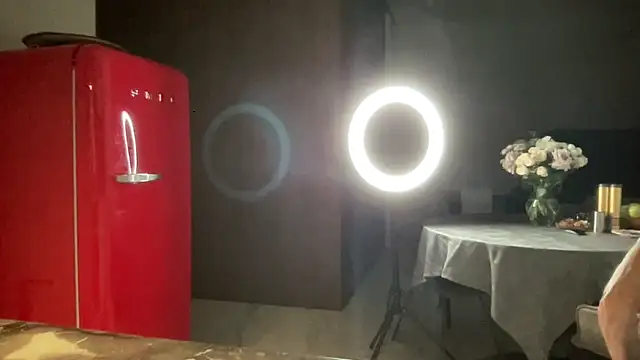 Orlinah online show from October 2025 07:15:01 PM