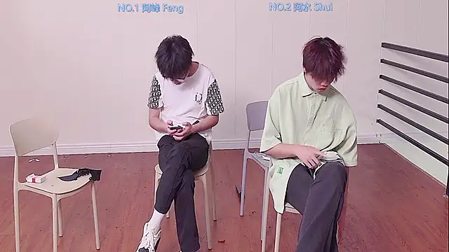 huayang001 online show from September 2025 06:19:02 AM