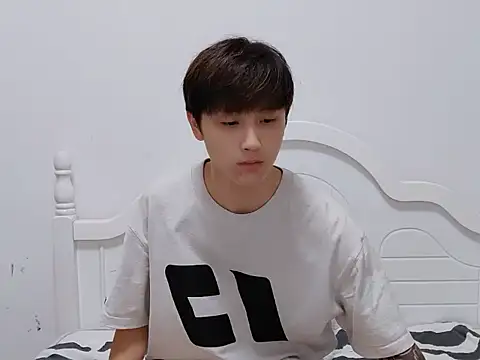 Snapshot of xiaoyi2563 chatting on September 2025 12:38:02 PM xiaoyi2563 online show from September 2025 12:38:02 PM